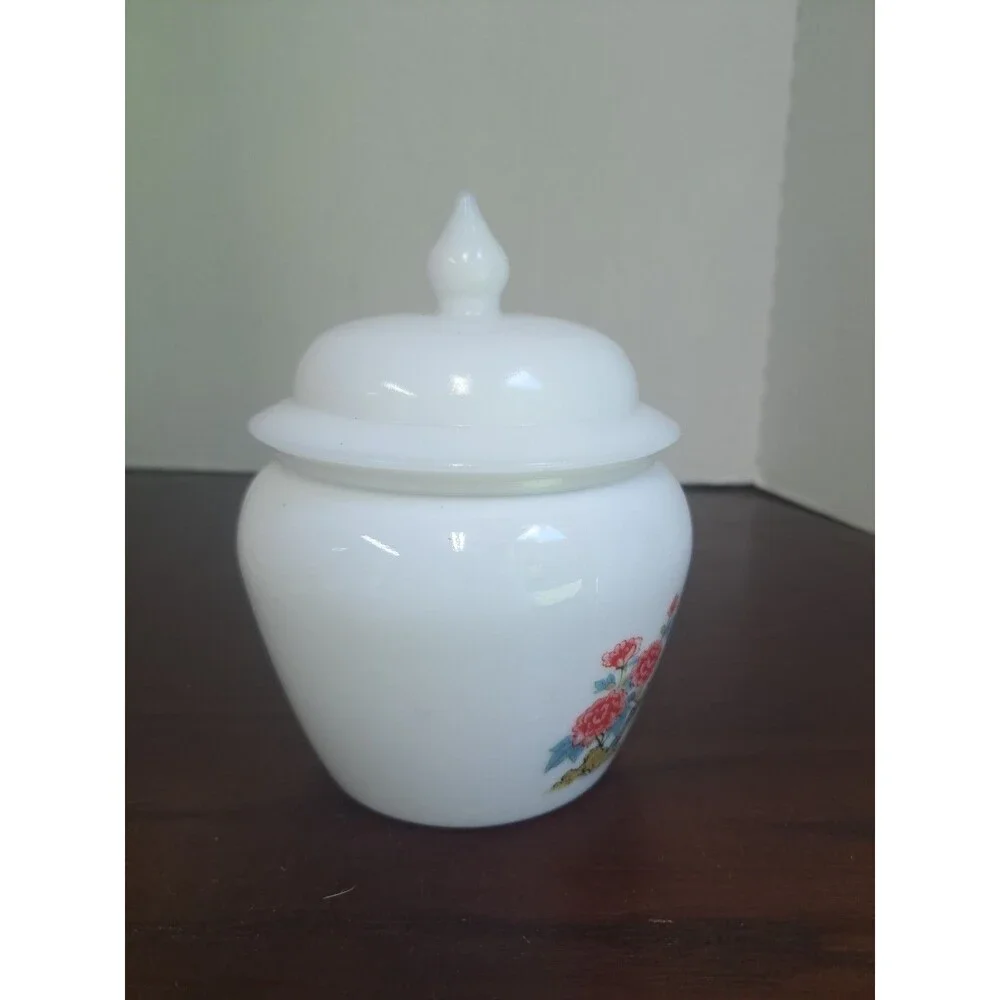 1972 Avon Dynasty Milk Glass Ginger Jar With Songbird